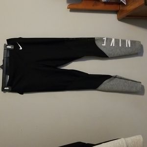 Nike leggings